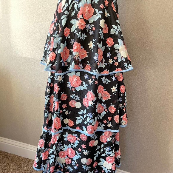 Foxiedox Darlene Ruffle Tiered Floral Print Keyhole Bodice Maxi Formal Dress Lrg - Picture 5 of 12